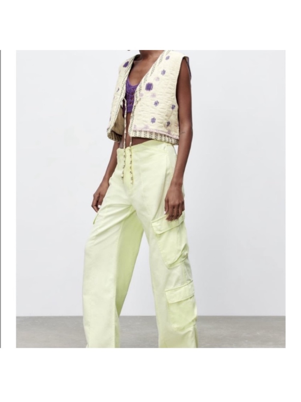 Zara Women's High Rise Pockets Cargo Pants  Light Lime Size 2
